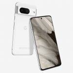 Google Pixel 8 Pro smartphone avec triple appareil photo arrière sur fond blanc